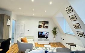 Southsea Modern Apt